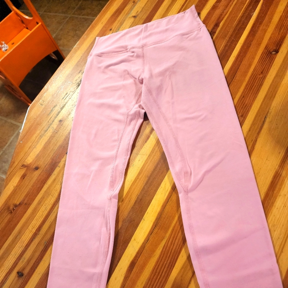 Light Pink, Medium Leggings